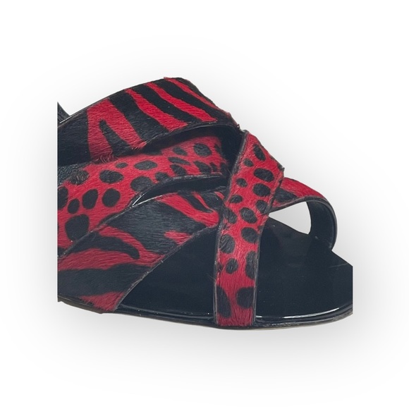 Manolo Blahnik ♕ Animal Printed Calf Hair Slingback Stiletto Sandals ♕ Black Red - Picture 11 of 17